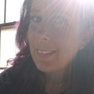 Meet your Posher, Bobbi